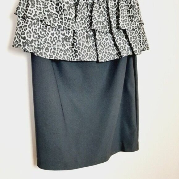 BETSEY JOHNSON / 100% Silk Strapless Cheetah Peplum Fitted Dress Sz 2 - Picture 7 of 16